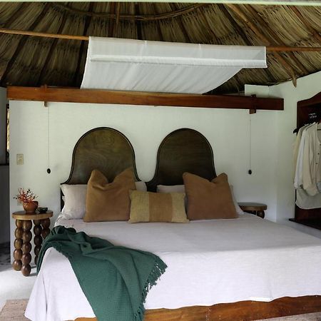 Jade Jungle Resort Teakettle Village 外观 照片
