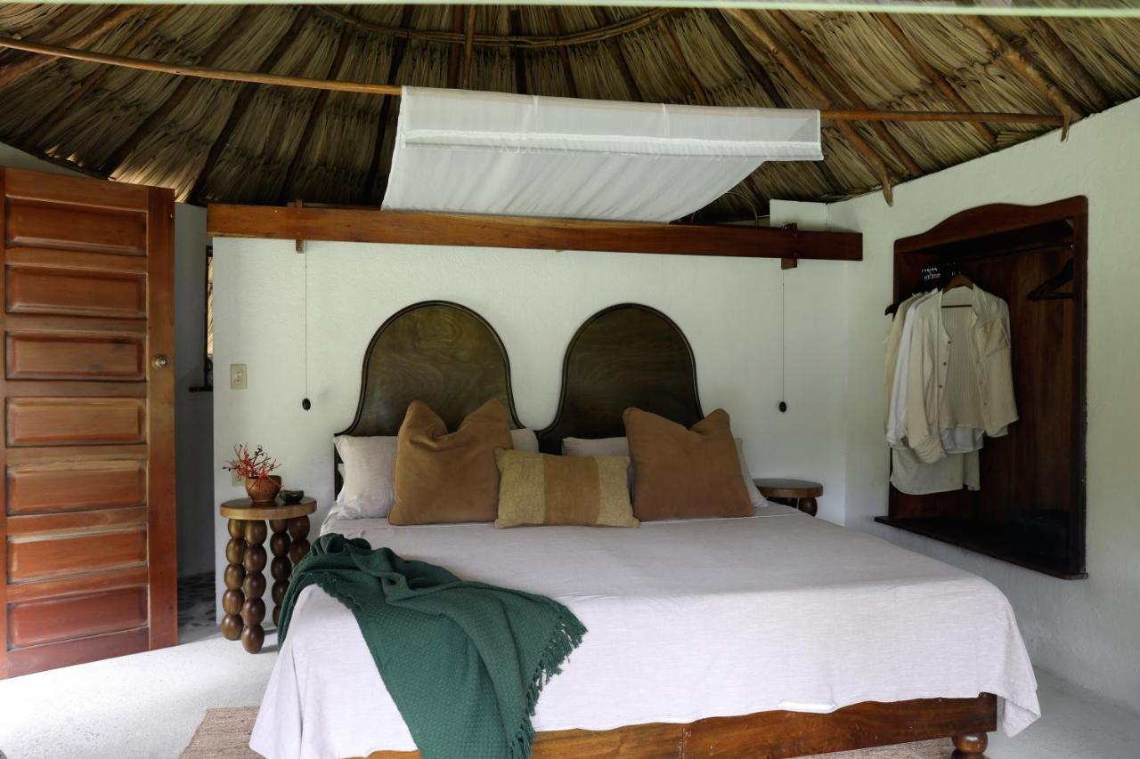 Jade Jungle Resort Teakettle Village 外观 照片